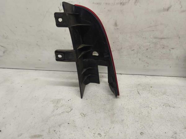 FEU ARRIERE/CATADIOPTRE GAUCHE MERCEDES VITO 2003-2014 / VIANO -7/2010 - Vue 2